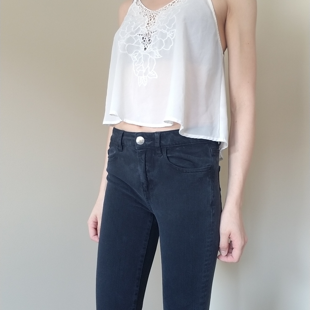 Black skinny jeans